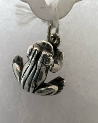 CHARM JAMES AVERY .925 SILVER FROG