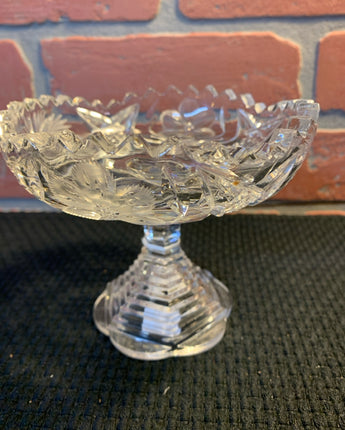 CRYSTAL PEDESTAL CANDY DISH WITH SCALLOP RIM AND SWIRL WHEAT ETCHING