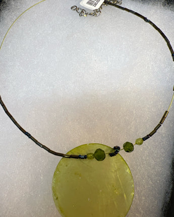 NECKLACE OLIVE GREEN DISC & BROWN SEED BEADS