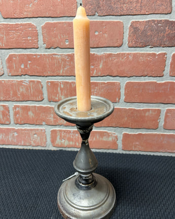 PEWTER DISTRESSED ROUND CANDLE HOLDER WITH CANDLE