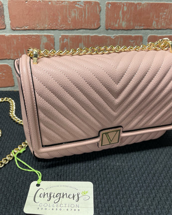 VICTORIA SECRET PALE PINK QUILTED WITH GOLD CHAIN 7"X3"X9.5"