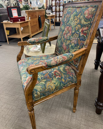 SIDE CHAIR GREEN RUST CREAM FLORAL TAPESTRY PATTERN WOOD FRAME