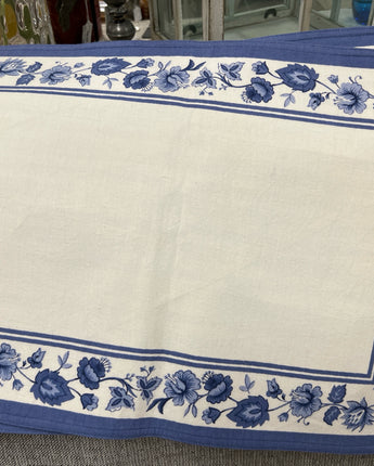 WILLIAM SONOMA FEDERAL BLUE FLORAL REVERSIBLE WITH STRIPES PLACE MAT