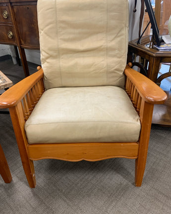 ARHAUS LEATHER CHAIR/OTTOMAN ADJUSTABLE BACK