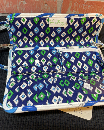 VERA BRADLEY WHITE WITH BLUE GRAY & GREEN DESIGN CROSSBODY WALLET 4"X9"