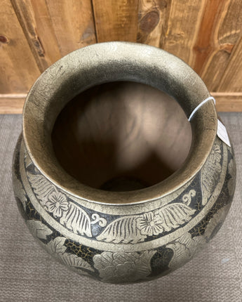 METAL FLOOR VASE BLACK W/EMBOSSED GOLD LEAVES