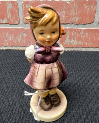 VINTAGE GOEBEL HUMMEL "WHICH HAND" LITTLE GIRL IN PURPLE 5.25"X2"X2"