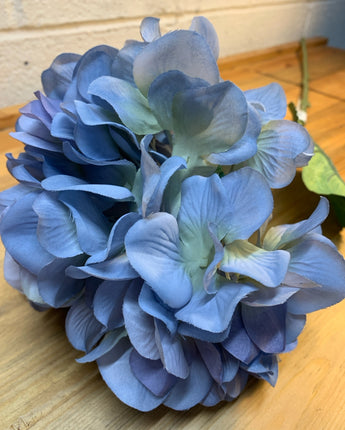 FLORAL BLUE LONG STEM HYDRANGEA