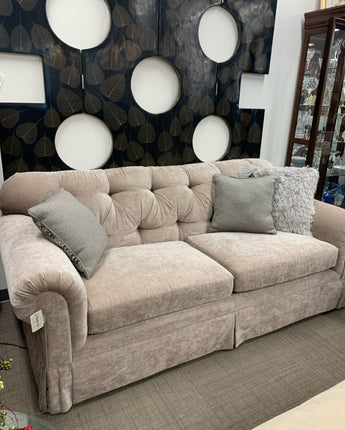 SOFA,  CALICO CORNERS CUSTOM FURNITURE TUFTED, NATURAL/ TAN/ CHAMPANE