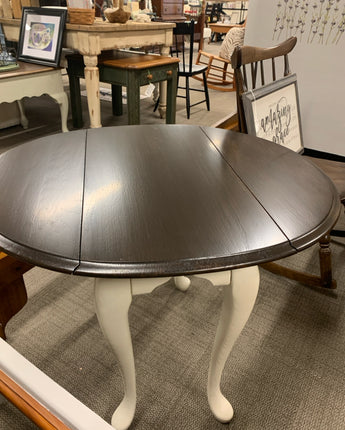 PAINTED SOLID OAK OVAL END TABLE, DROP LEAF, GEL DARK STAINED TOP, WHITE BOTTOM