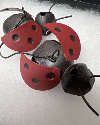 METAL BLACK & RED LADY BUGS WITH HOOKS