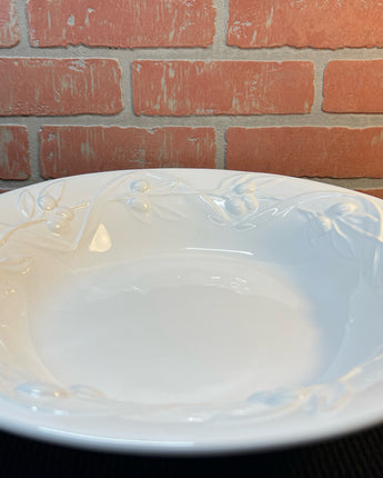 IPATRIZI FOR WILLIAM SONOMA WHITE PASTA BOWL EMBOSSED OLIVES 3"X15"X15"