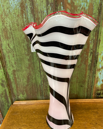 HAND BLOWN ART GLASS VASE BLACK & WHITE RED LINED W/RUFFLE RIM