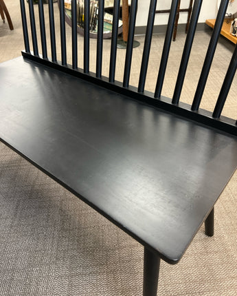 BLACK SPINDLE BACK ENTRY WAY BENCH