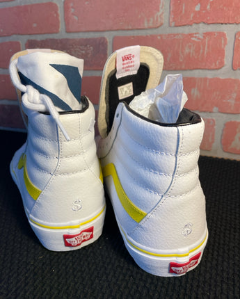 VANS SKATEBOARD HIGH TOP WHITE W/YELLOW STRIPE SNEAKERS MEN'S SIZE 8 WOMEN'S 9.5