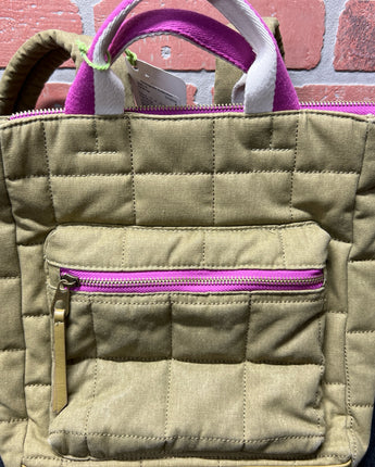 UNIVERSAL THREADS OLIVE GREEN QUILTED BACKPACK