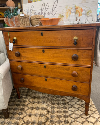 SOLID MAPLE, NEW ENGLAND CHEST, 4 DRAWERS, GOLD and BLACK DANGLE PULLS