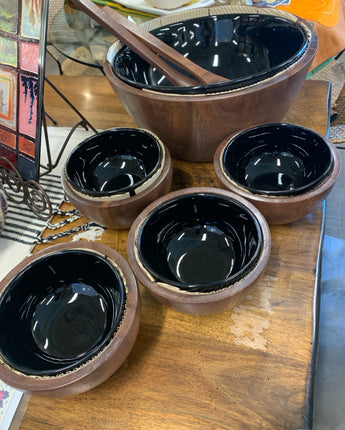 TEAK WOOD SALAD BOWL 4  MATCHING BOWLS WITH BLACK REMOVABLE CERAMIC BOWL INSERTS