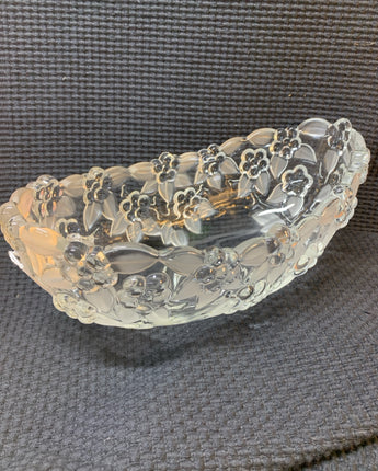 VINTAGE MIKASA CRYSTAL CARMEN OBLONG CRYSTAL BOWL 4.5"X5.5"X10.45"