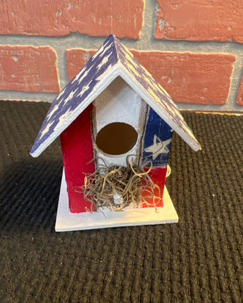 PATRIOTIC WOOD BIRDHOUSE RED WHITE & BLUE FRONT WITH NAVY  ROOF & WHITE STARS