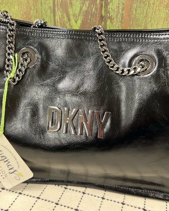 DKNY MAGGIE BLACK TOTE W/SILVER CHAIN