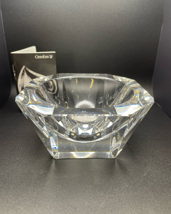 ORREFORS SWEDISH CRYSTAL OCTAGON SHAPE SMOOTH SIDES