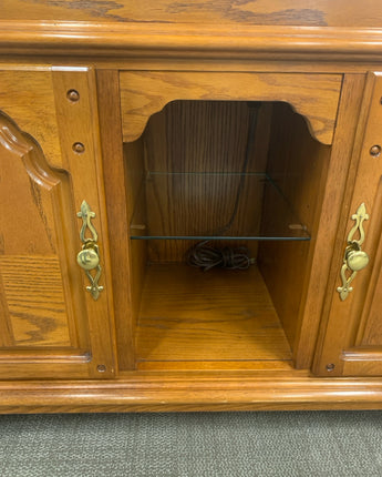 SIDE BOARD, OAK, 1 DRAWER, 2 DOORS, FLIP TOP, CUBBY w/ GLASS SHELF