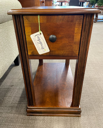 SOLID WOOD END TABLE, DARK STAIN w/ 1 DRAWER and BOTTOM SHELF