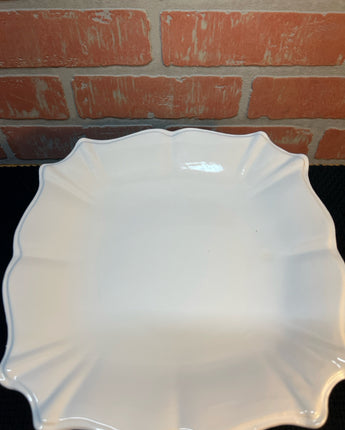 WHITE CERAMIC CAKE OR DESSERT PEDESTAL SERVING DISH 4"X11"X11"