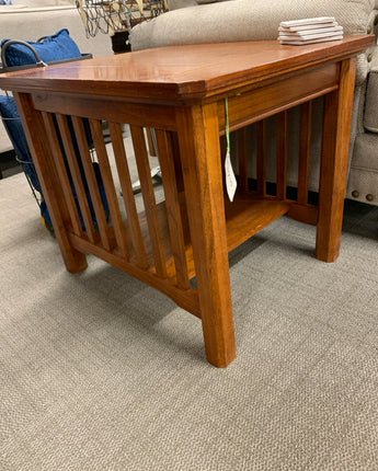 OAK, MISSION STYLE, END TABLE