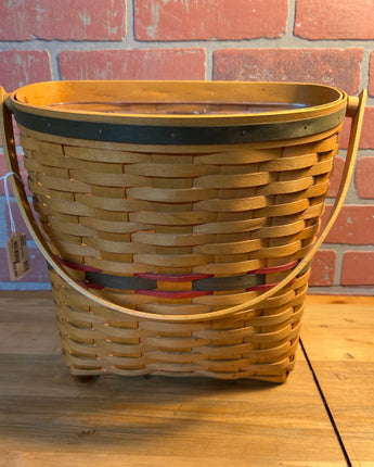LONGABERGER VINTAGE HOLIDAY HOSTESS BASKET BROWN WITH GREEN AND RED ACCENT
